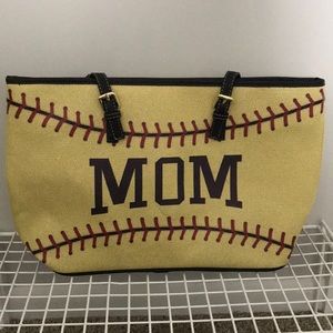 *DOWNSIZING*MAKE AN OFFER* Softball mom bag
